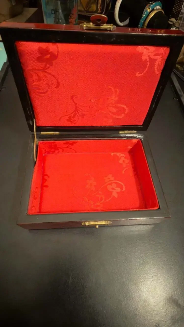 Vintage Chinese Lacquered Jewelry Box with Hand-Carved 3D Cork Diorama